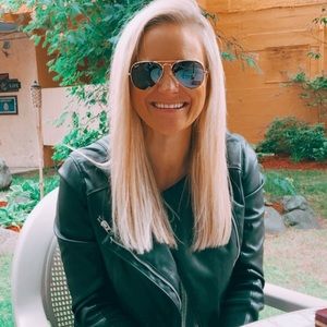 Meet your Posher, Julie